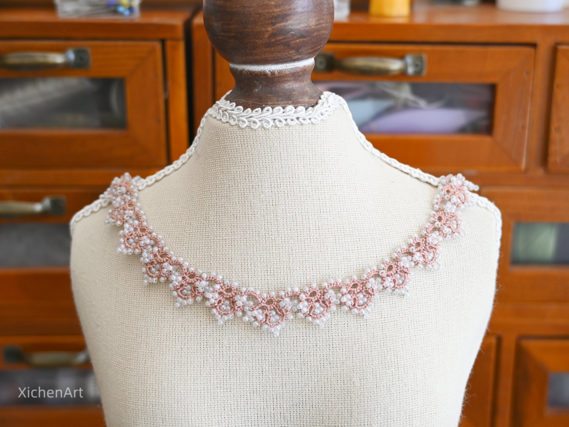 gorgeous tatting necklace with pink color thread