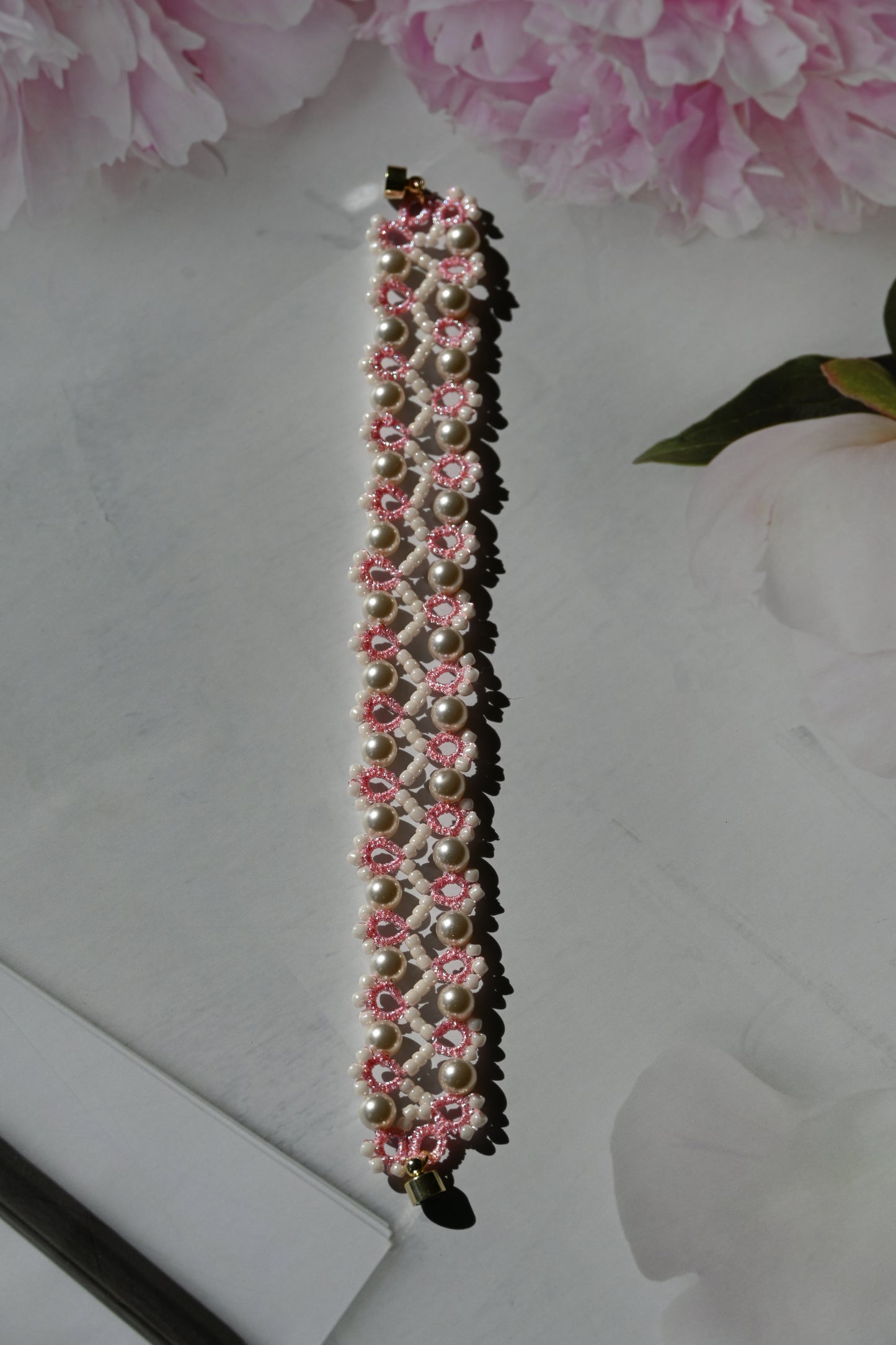 pink color tatting bracelet with beads