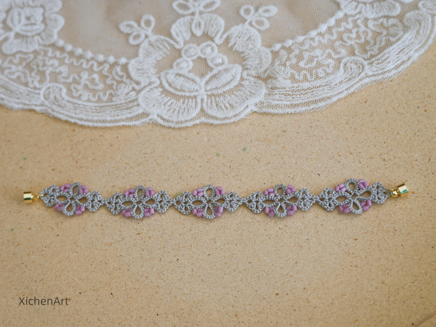 tatting bracelet with Chinese style