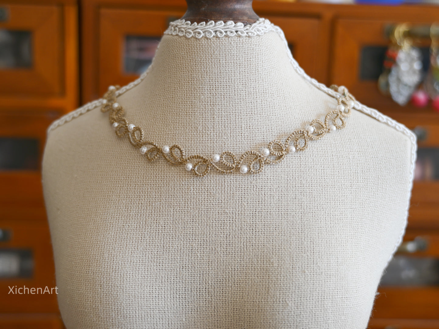 tatting lace chocker necklace with 3cm beads