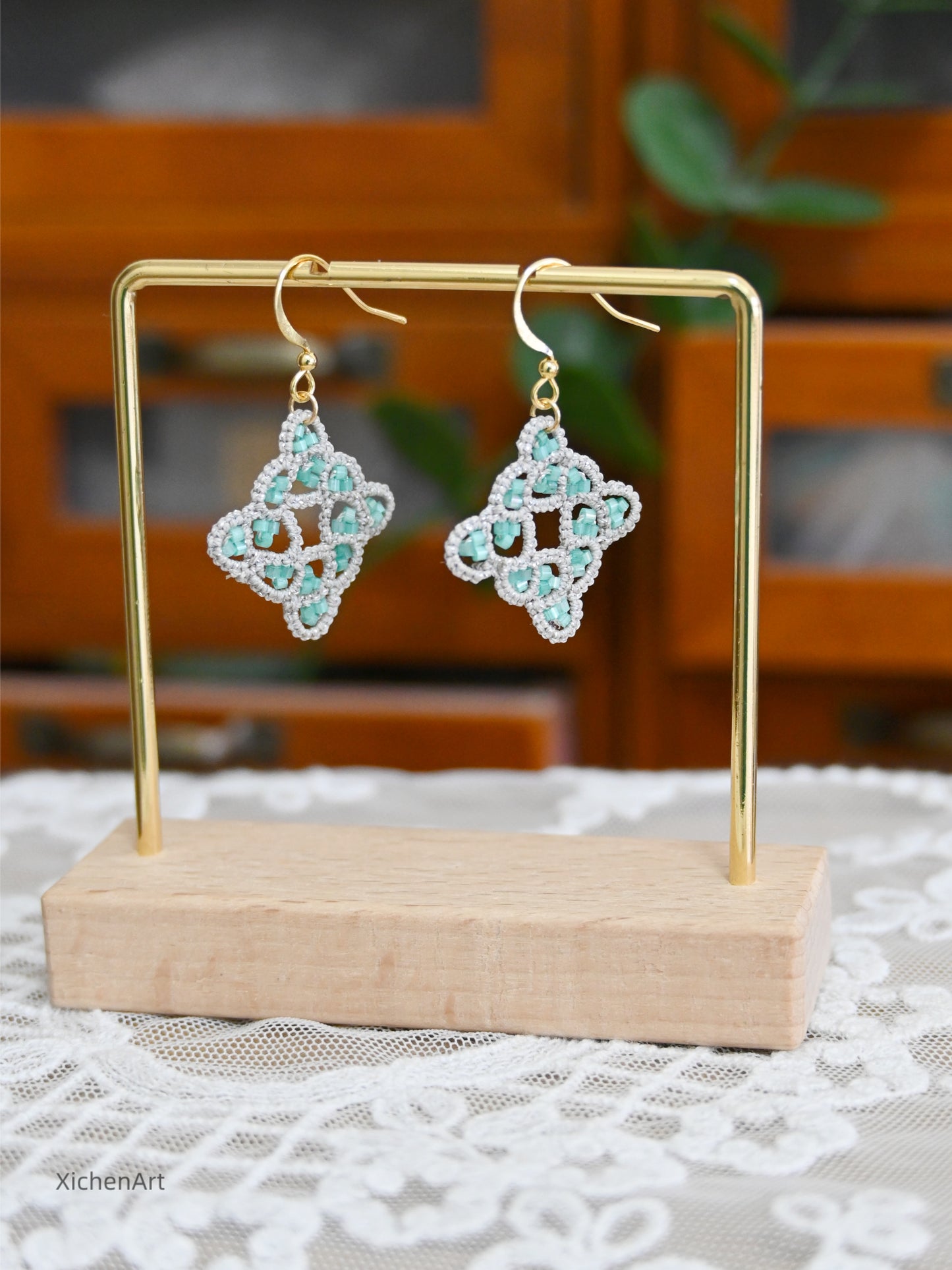 tatting earring drop with shiny beads