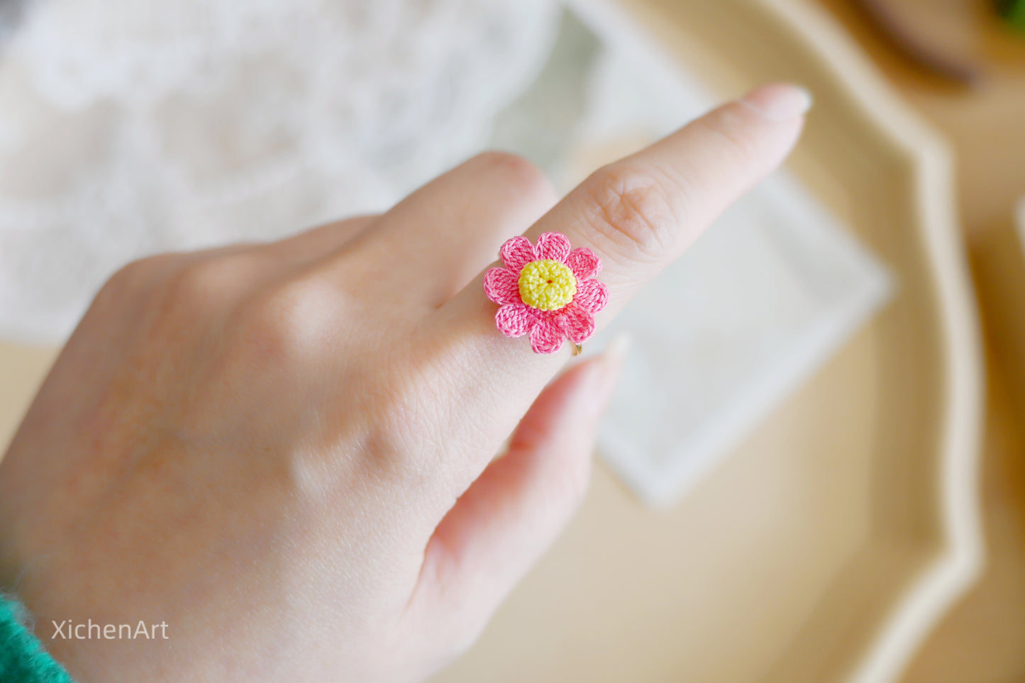 micro crochet daisy ring