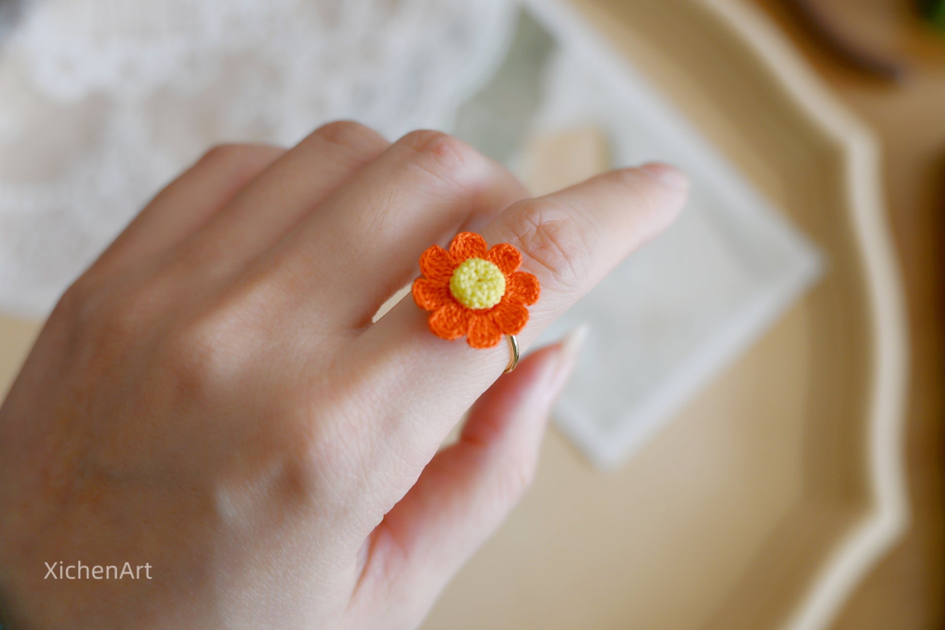 micro crochet daisy ring