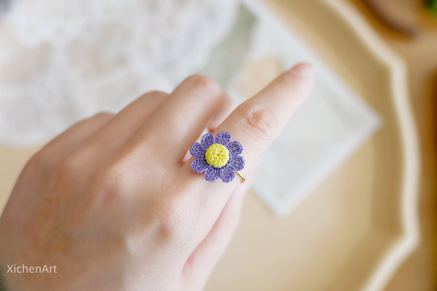 micro crochet daisy ring