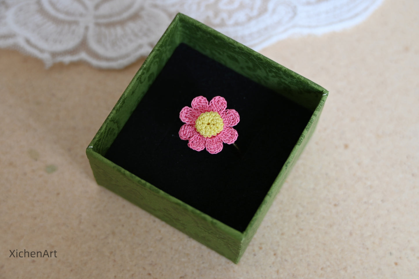 micro crochet daisy ring