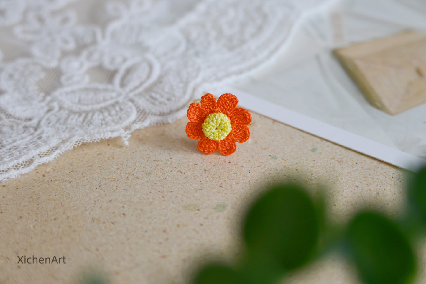 micro crochet daisy ring