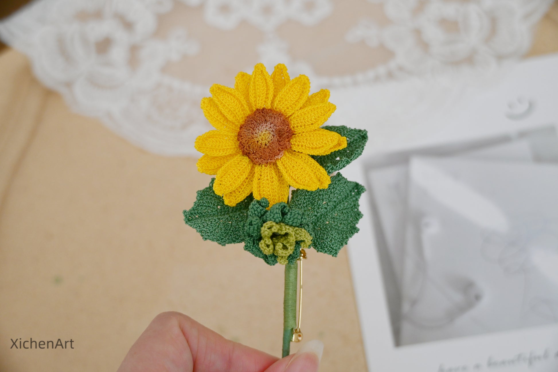 micro crochet&nbsp; Sunflower Brooch