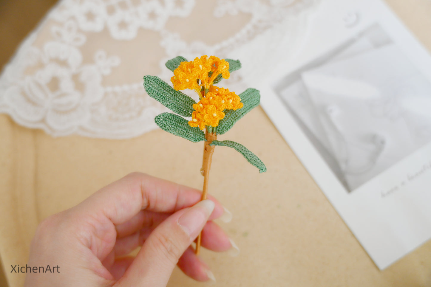 micro crochet laurel brooch