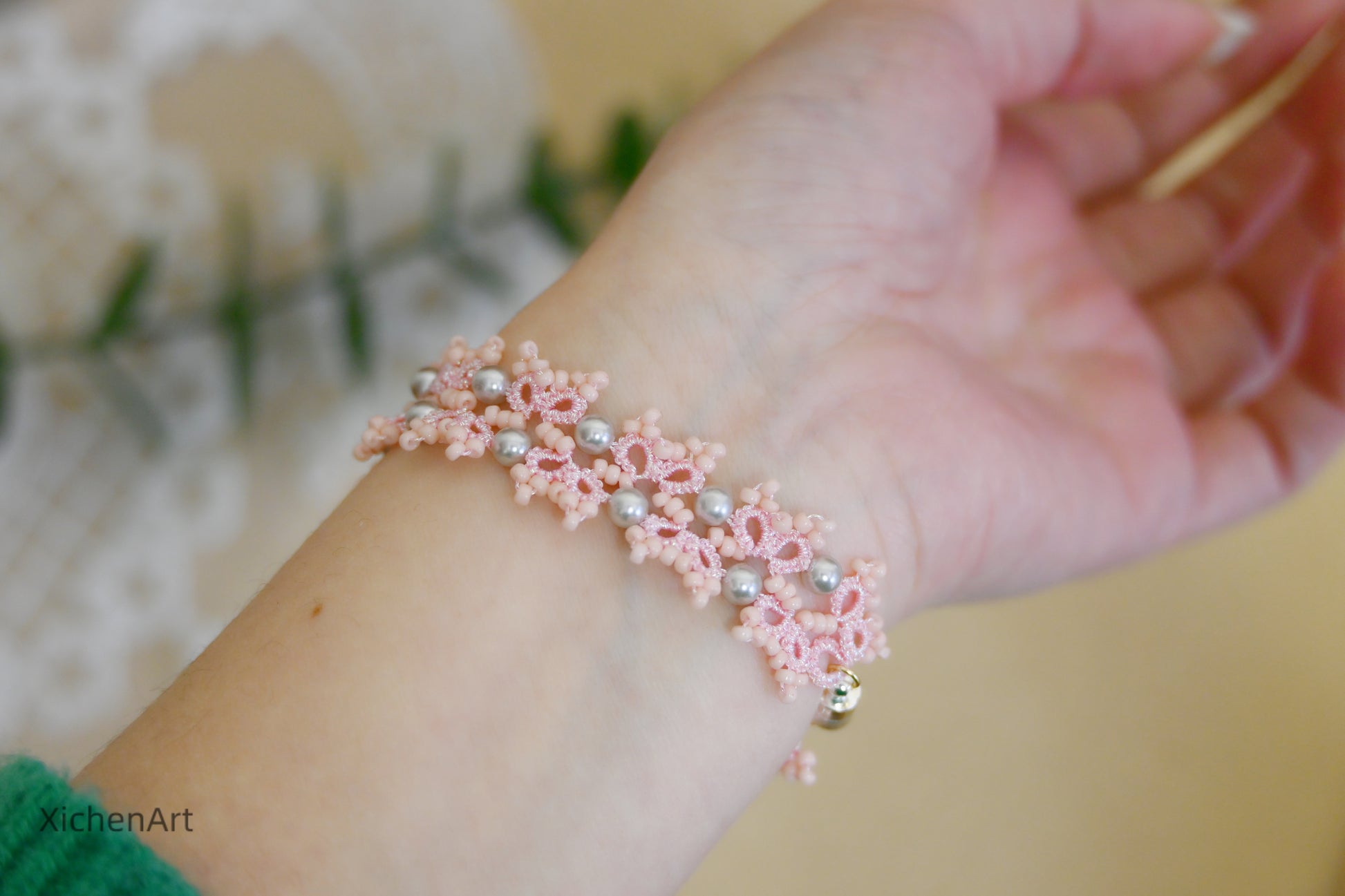 pink tatting bracelet with silver pearl very shine