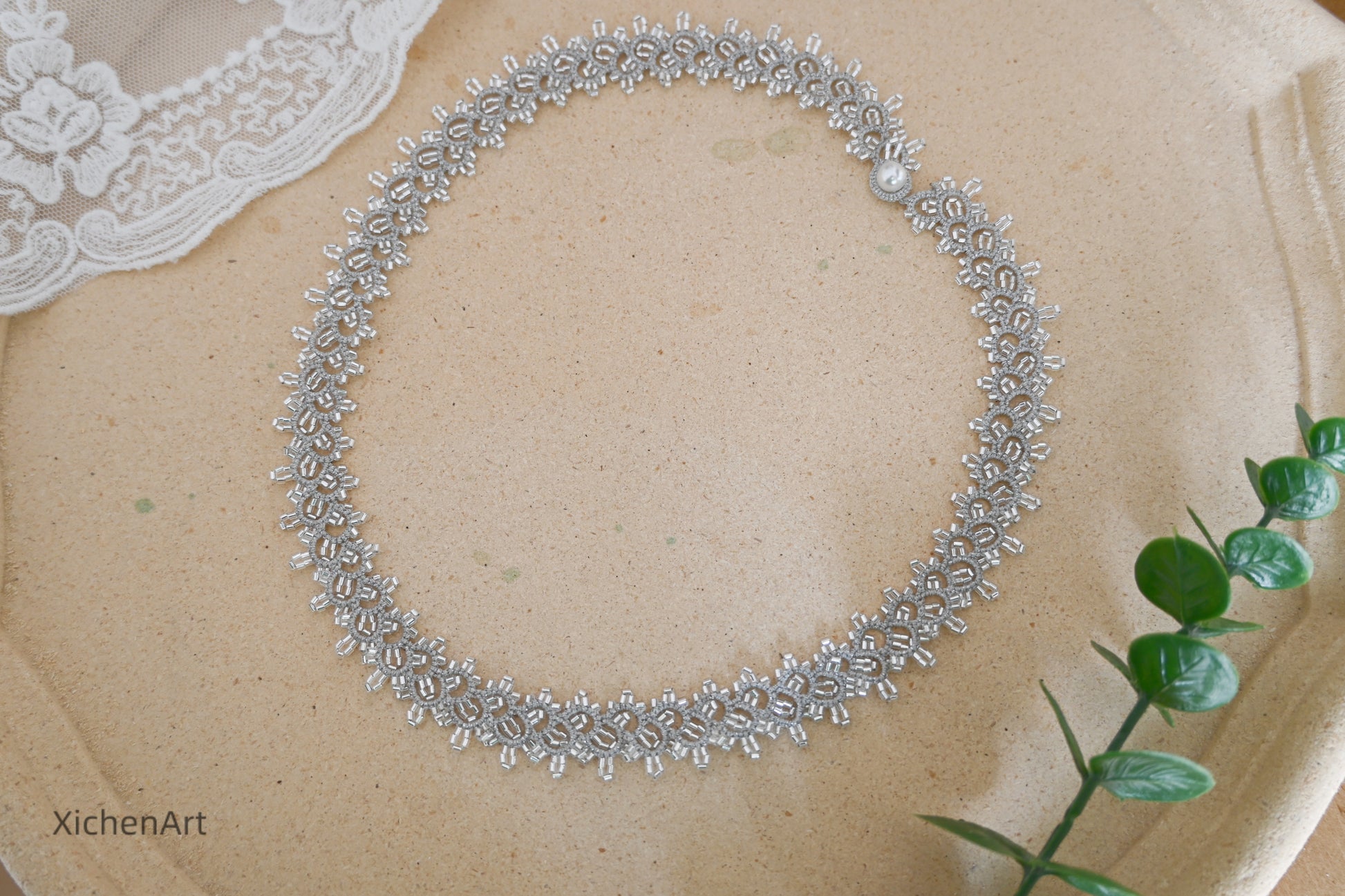 tatting necklace with silver beads