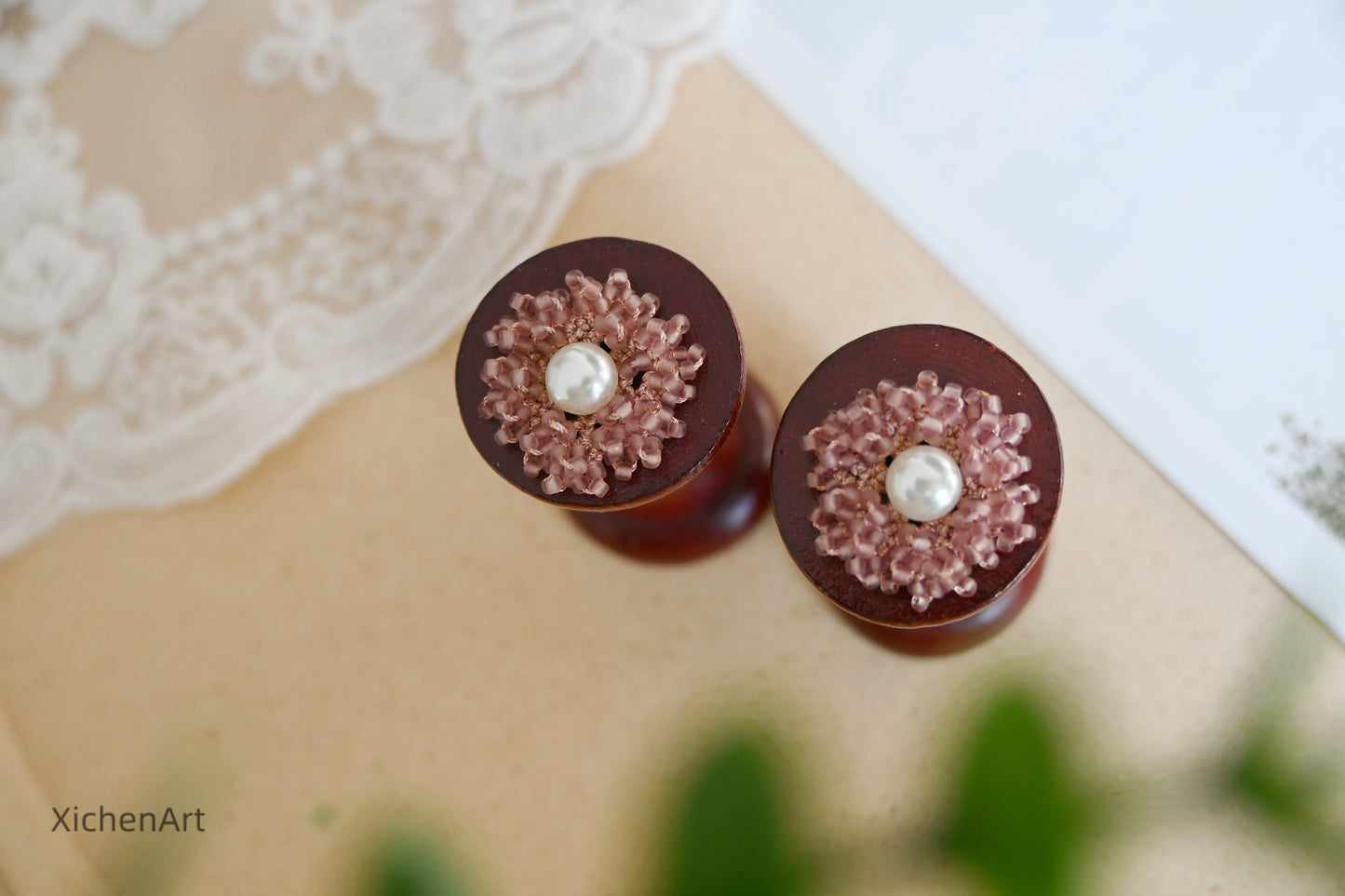 beautiful and elegance nude pink tatting earrings