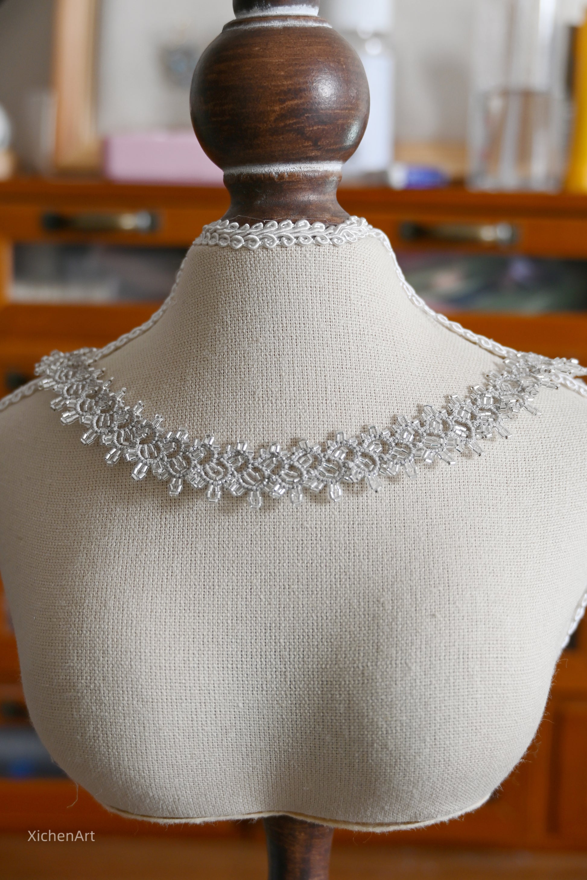 tatting necklace with silver beads