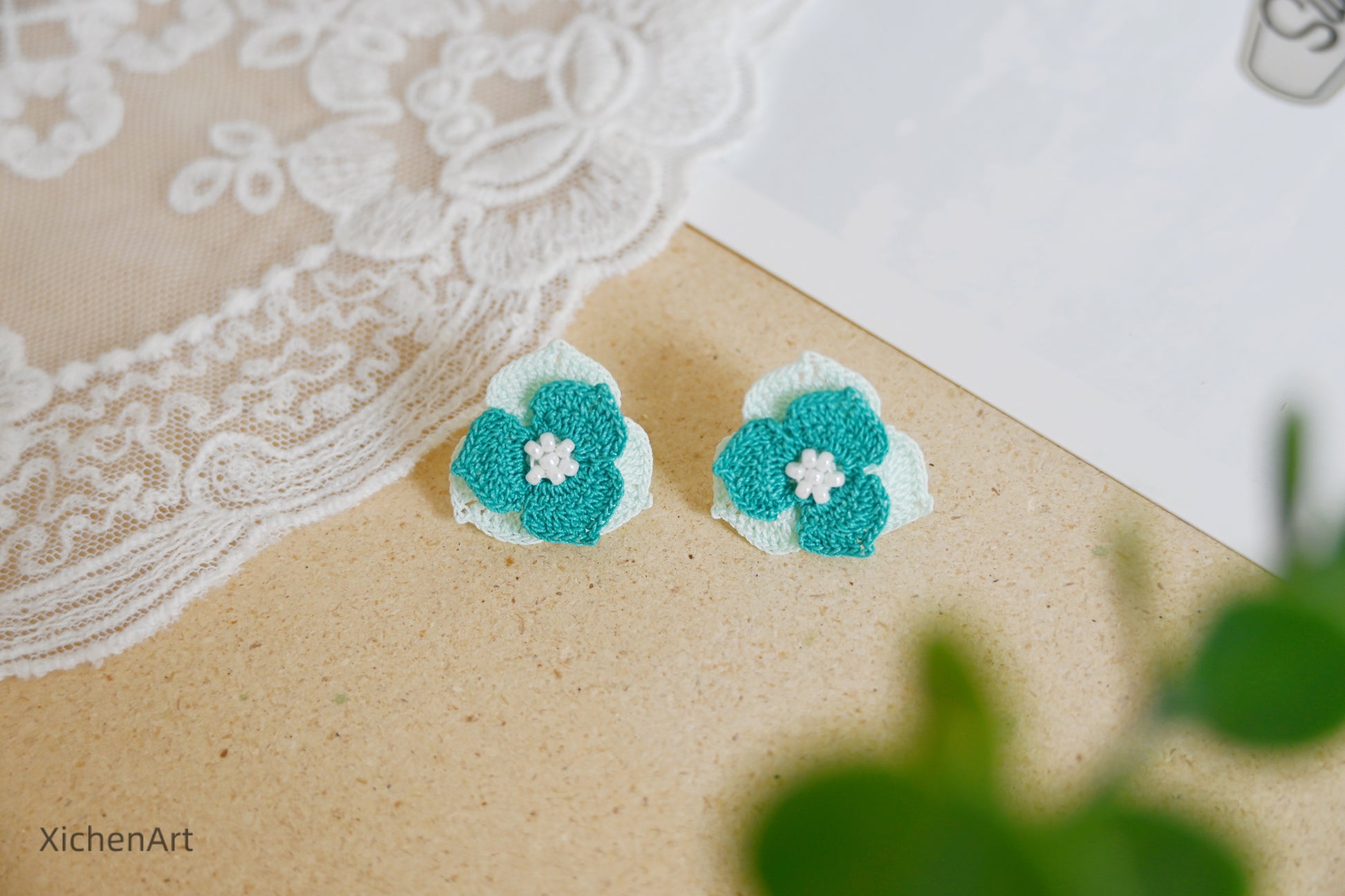 micro crochet trillium earrings