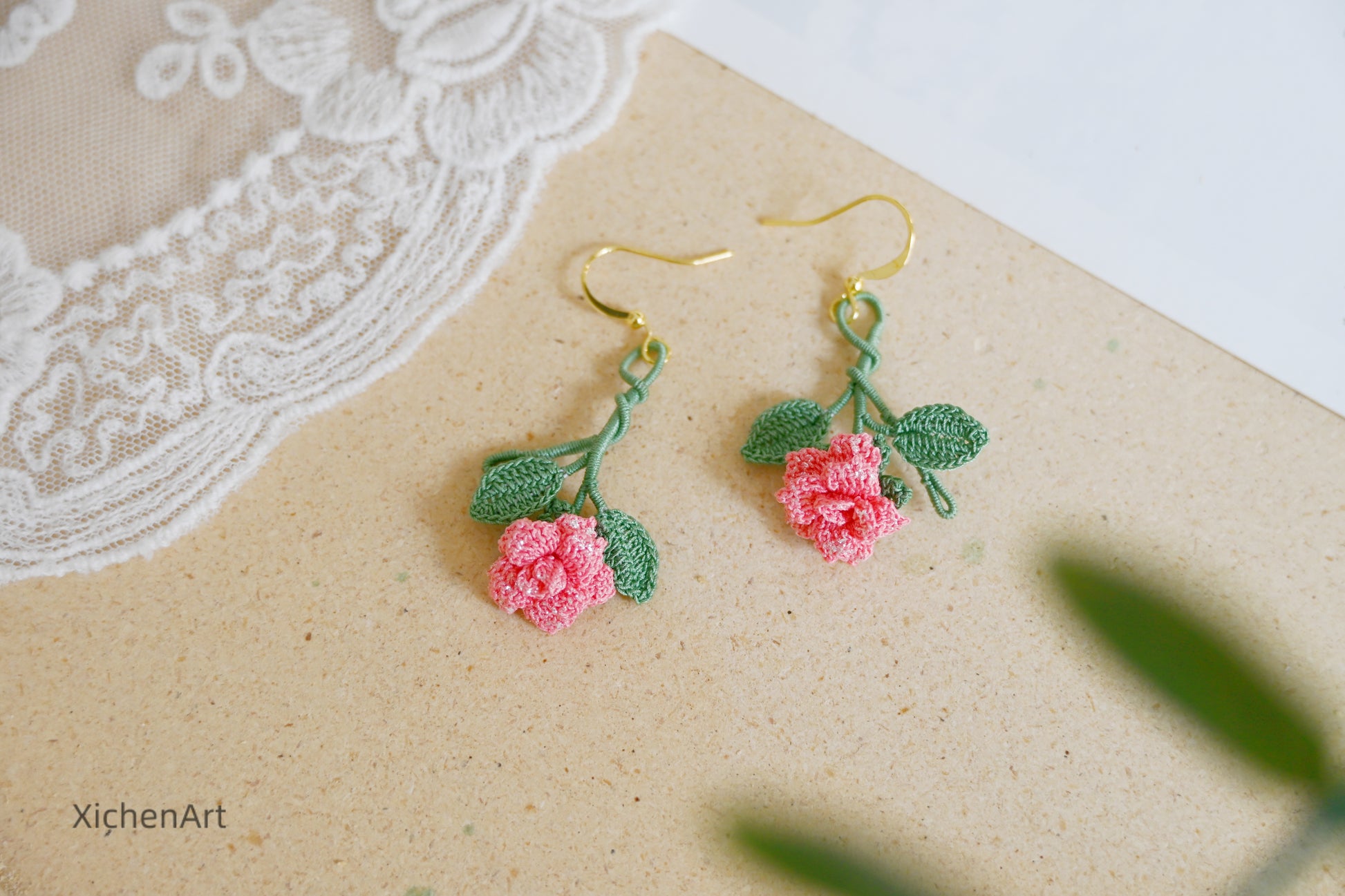 micro crochet china rose earring