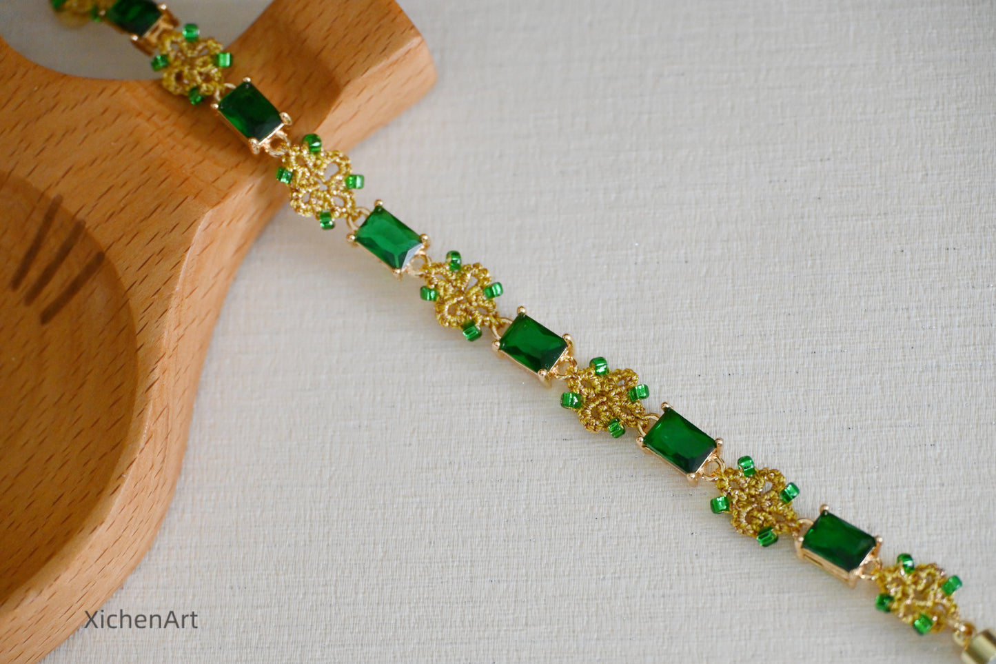 golden color and green zircon tatting bracelet, gorgeous and frivolite tatting bracelet