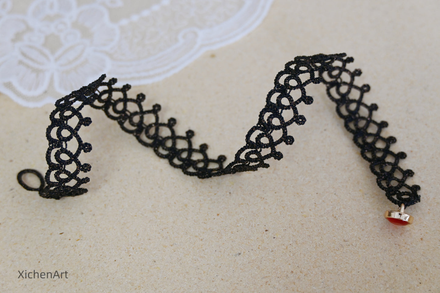 handmade tatting lace choker, frivolite tatting choker, vintage and pretty tatting choker