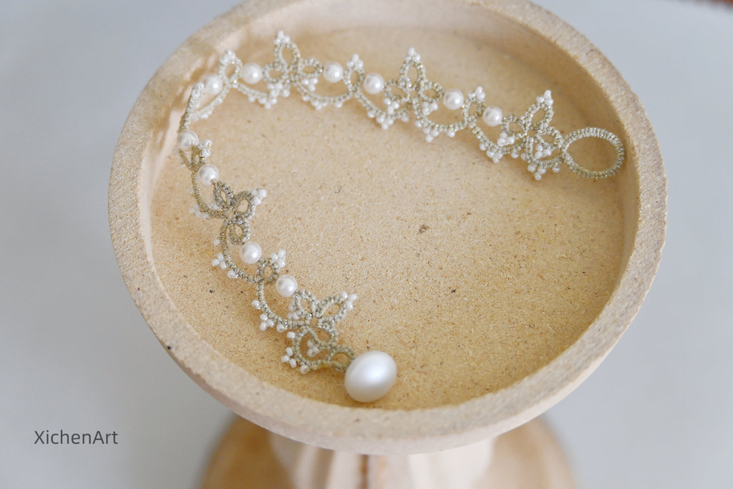 tatting bracelet with pearls, frivolite tatting bracelet with pearls, gorgeous handmade tatting bracelet