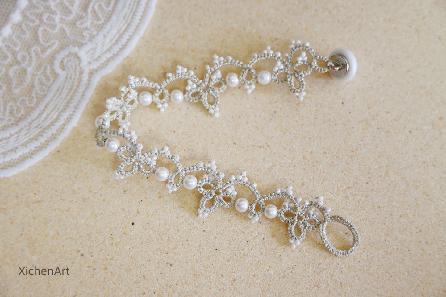 tatting bracelet with pearls, frivolite tatting bracelet with pearls, gorgeous handmade tatting bracelet