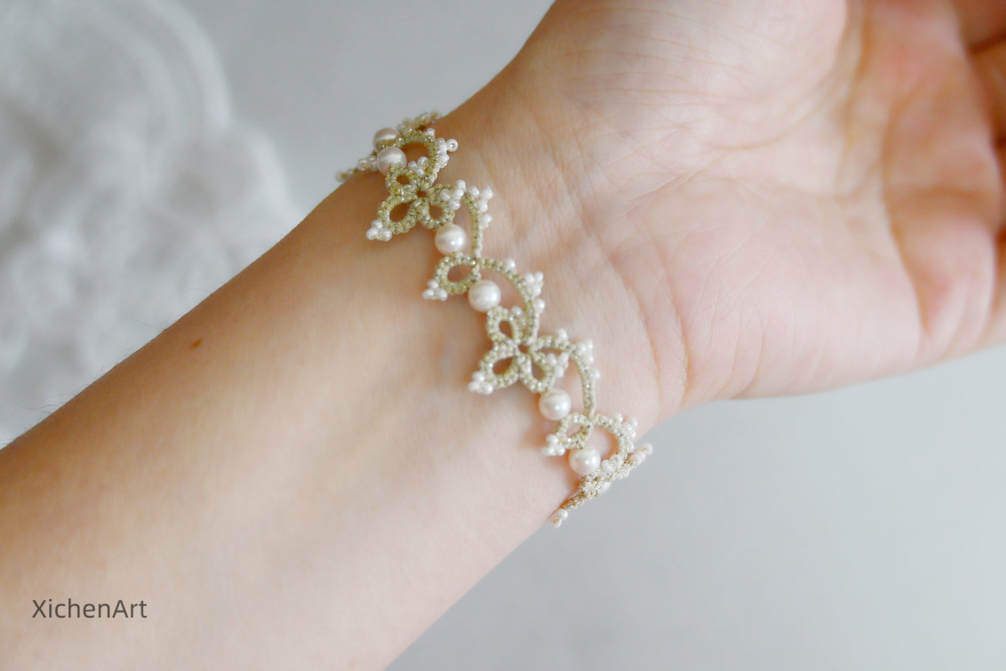 tatting bracelet with pearls, frivolite tatting bracelet with pearls, gorgeous handmade tatting bracelet