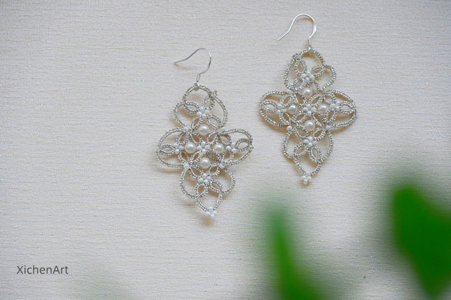 tatting earring for bride, elegant tatting earring, handmade tatting earring, frivolite tatting earring