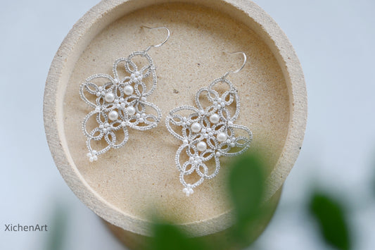 tatting earring for bride, elegant tatting earring, handmade tatting earring, frivolite tatting earring