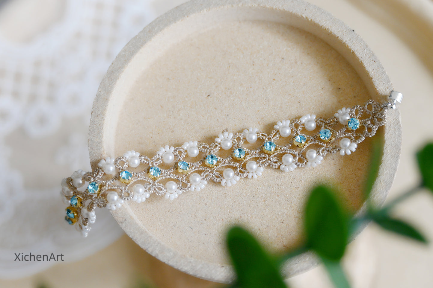 tatting bracelet with claw diamond and pearls, beautiful design frivolite tatting bracelet with pearl, handmade tatting bracelet with claw diamond