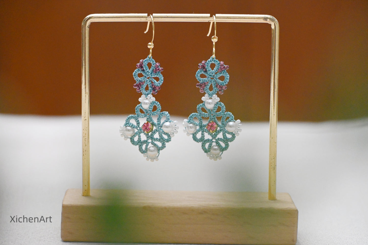 tatting earring with claw diamond, frivolite tatting earring, heavy handmade tatting earring