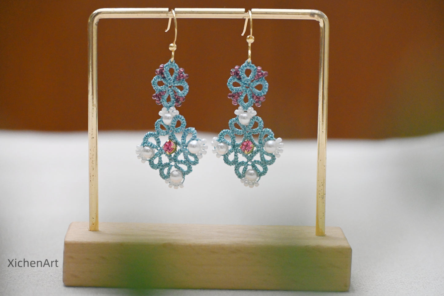 tatting earring with claw diamond, frivolite tatting earring, heavy handmade tatting earring