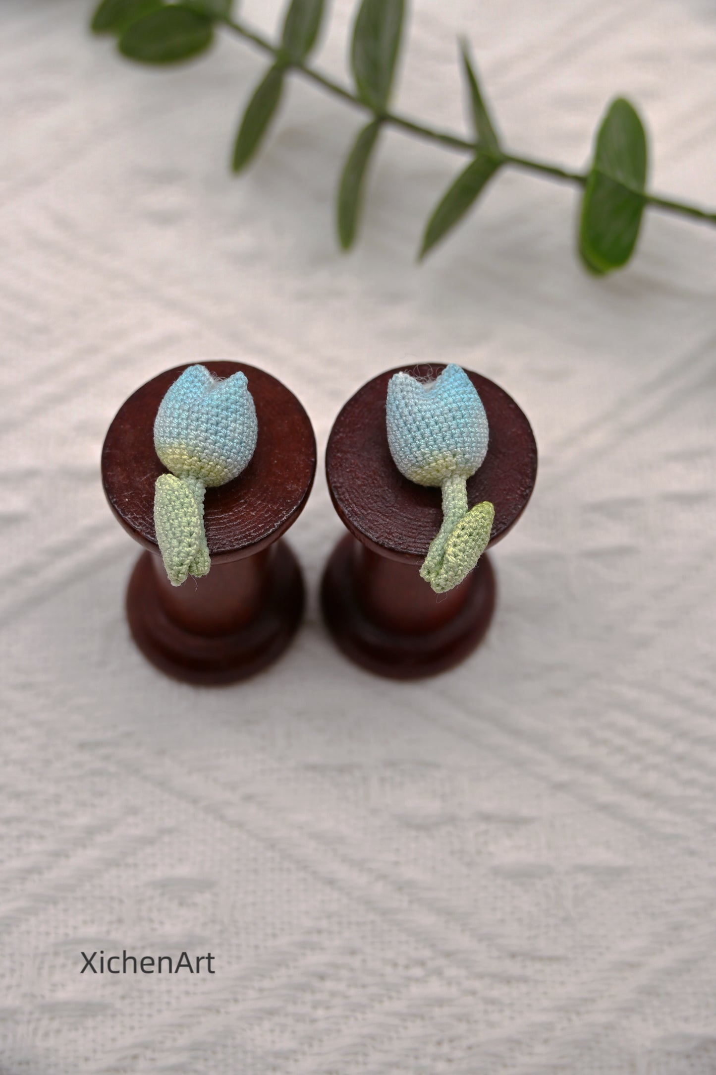 micro crochet tulip earring