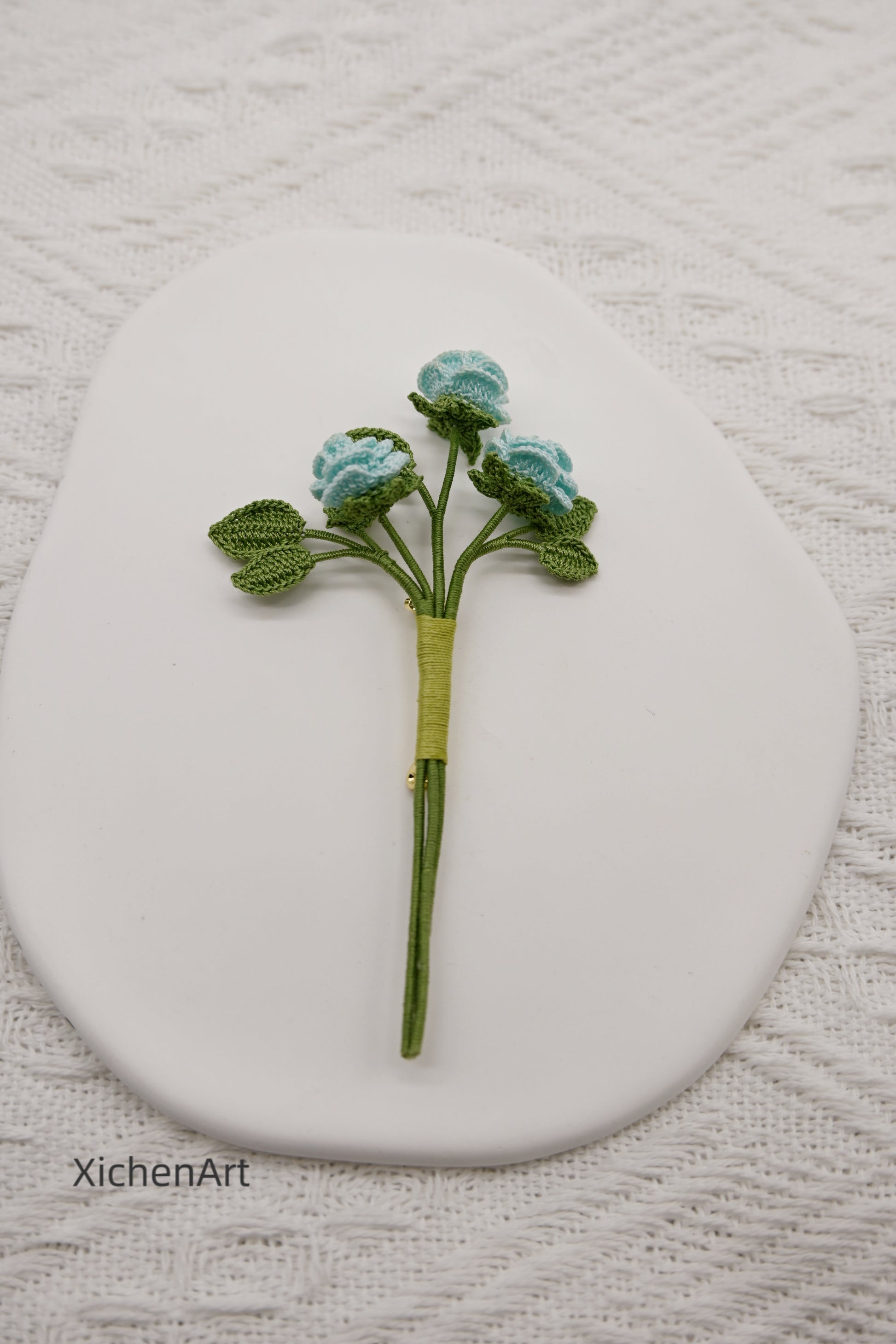 micro crochet rose brooch