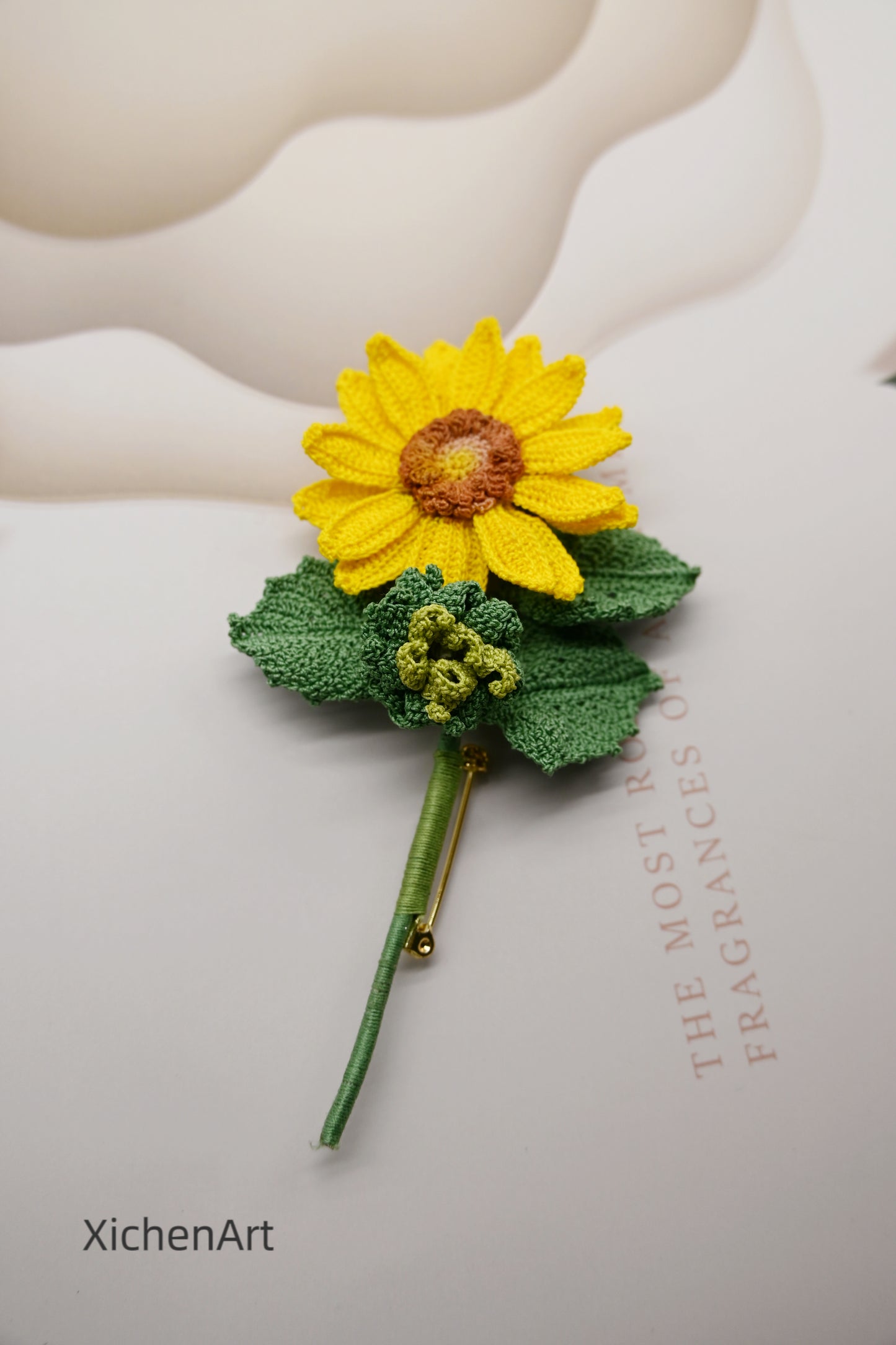 micro crochet&nbsp; Sunflower Brooch