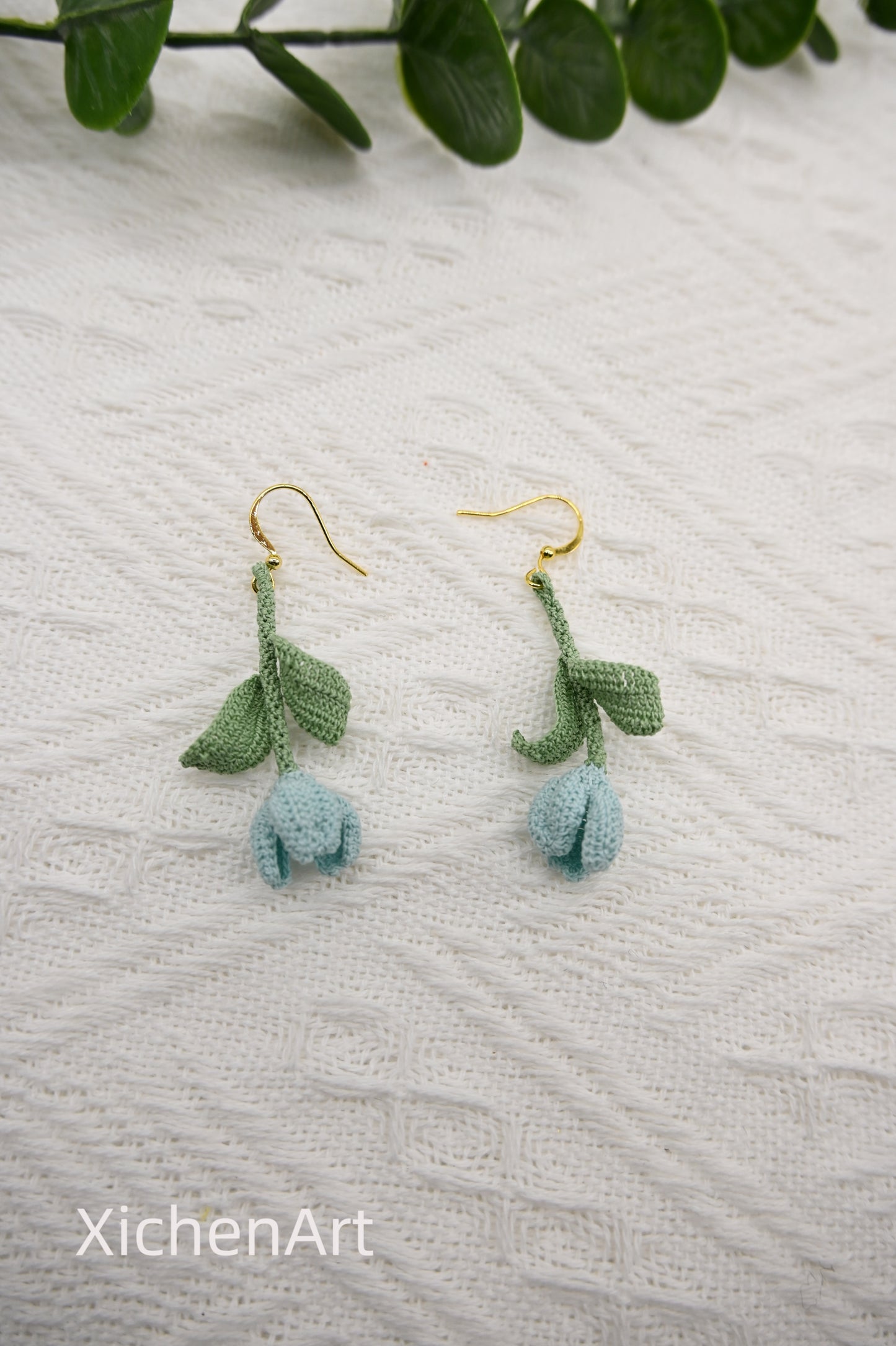 micro crochet tulip earrings