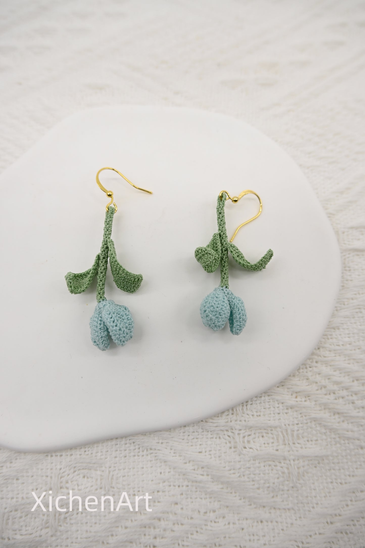 micro crochet tulip earrings